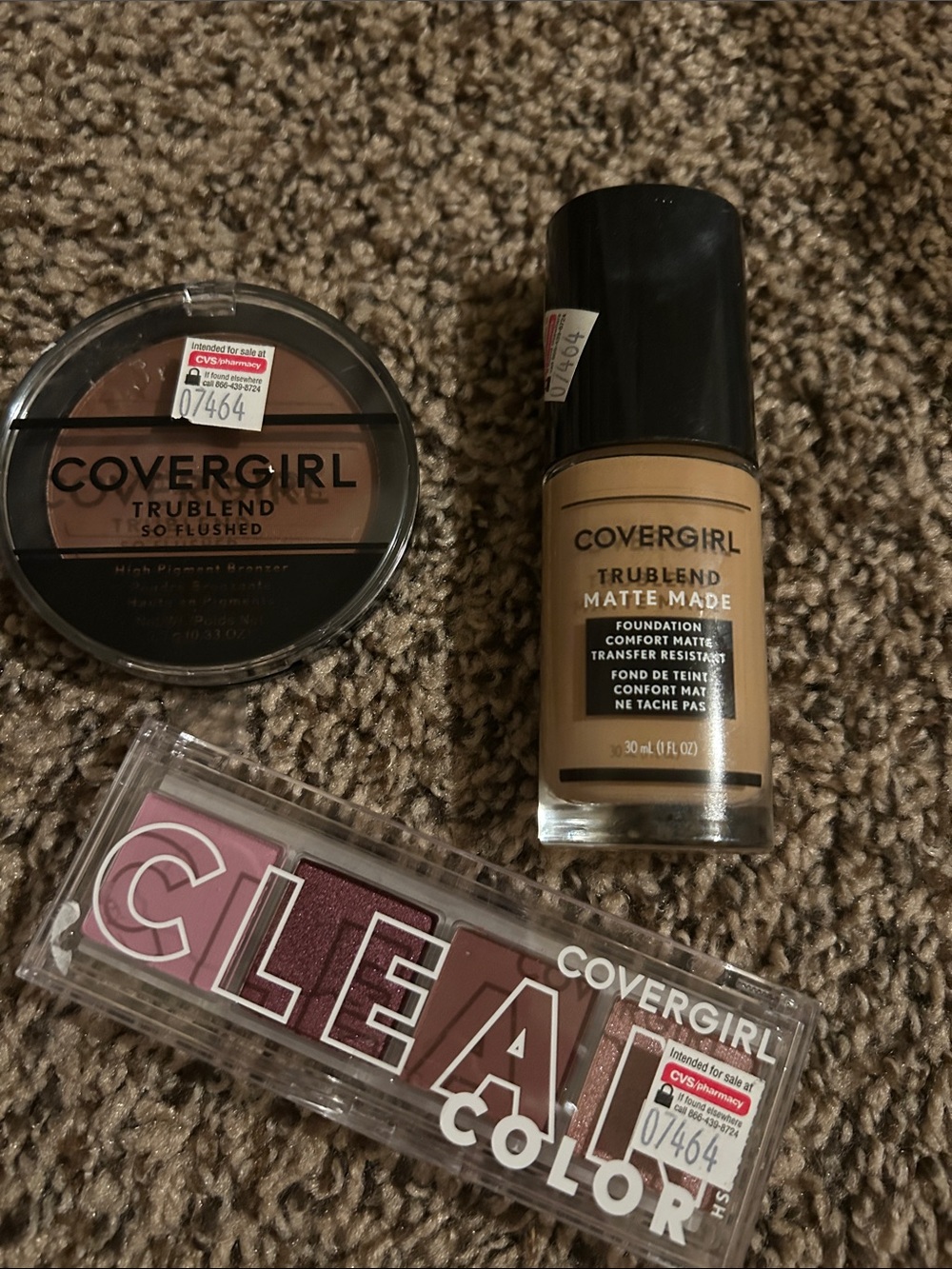 COVERGIRL TruBlend Matte Made Foundation & Neutral Browns & Pink Palette bundle
